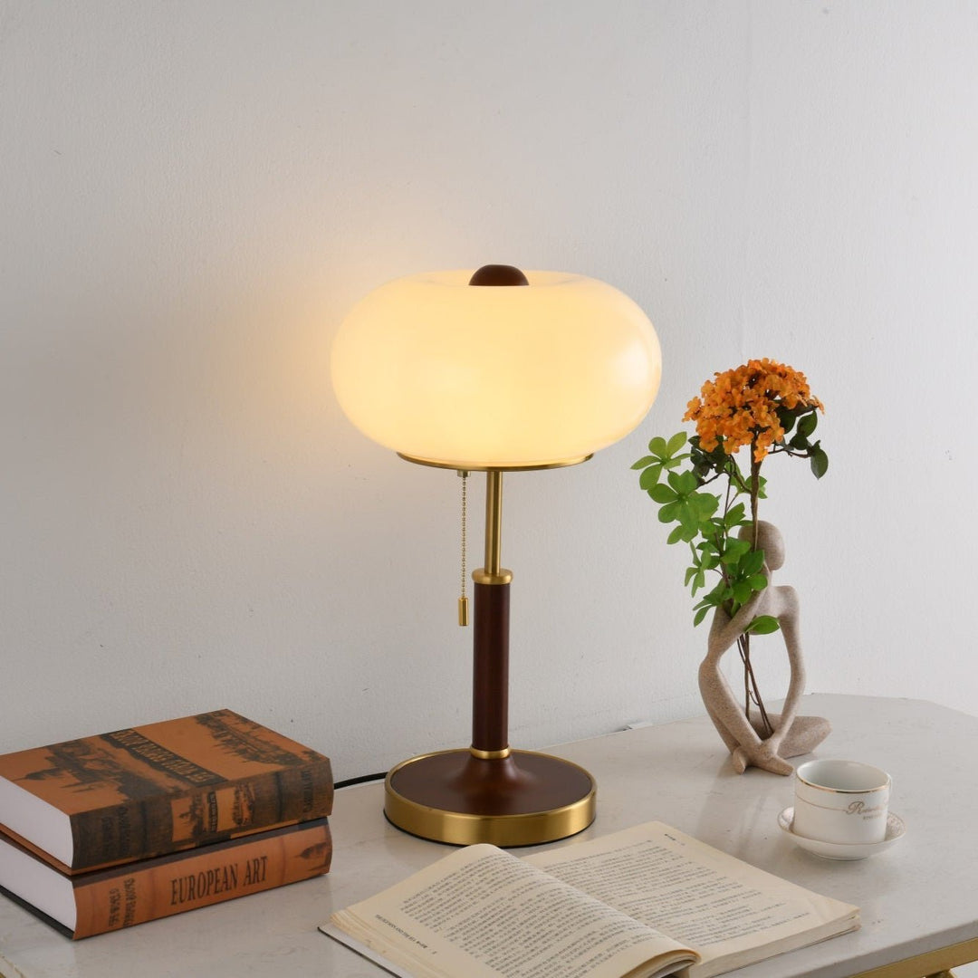 Liora Lantern Table Lamp - Vakkerlight