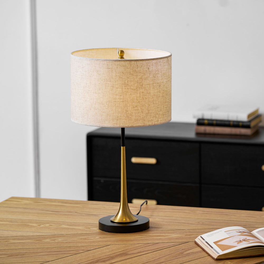 Dana Table Lamp - Vakkerlight