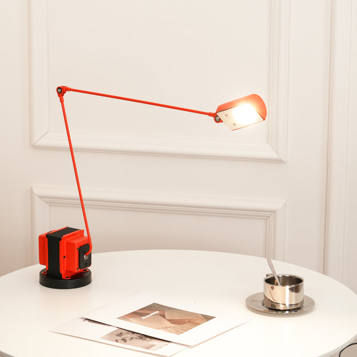 Dynamo Table Lamp