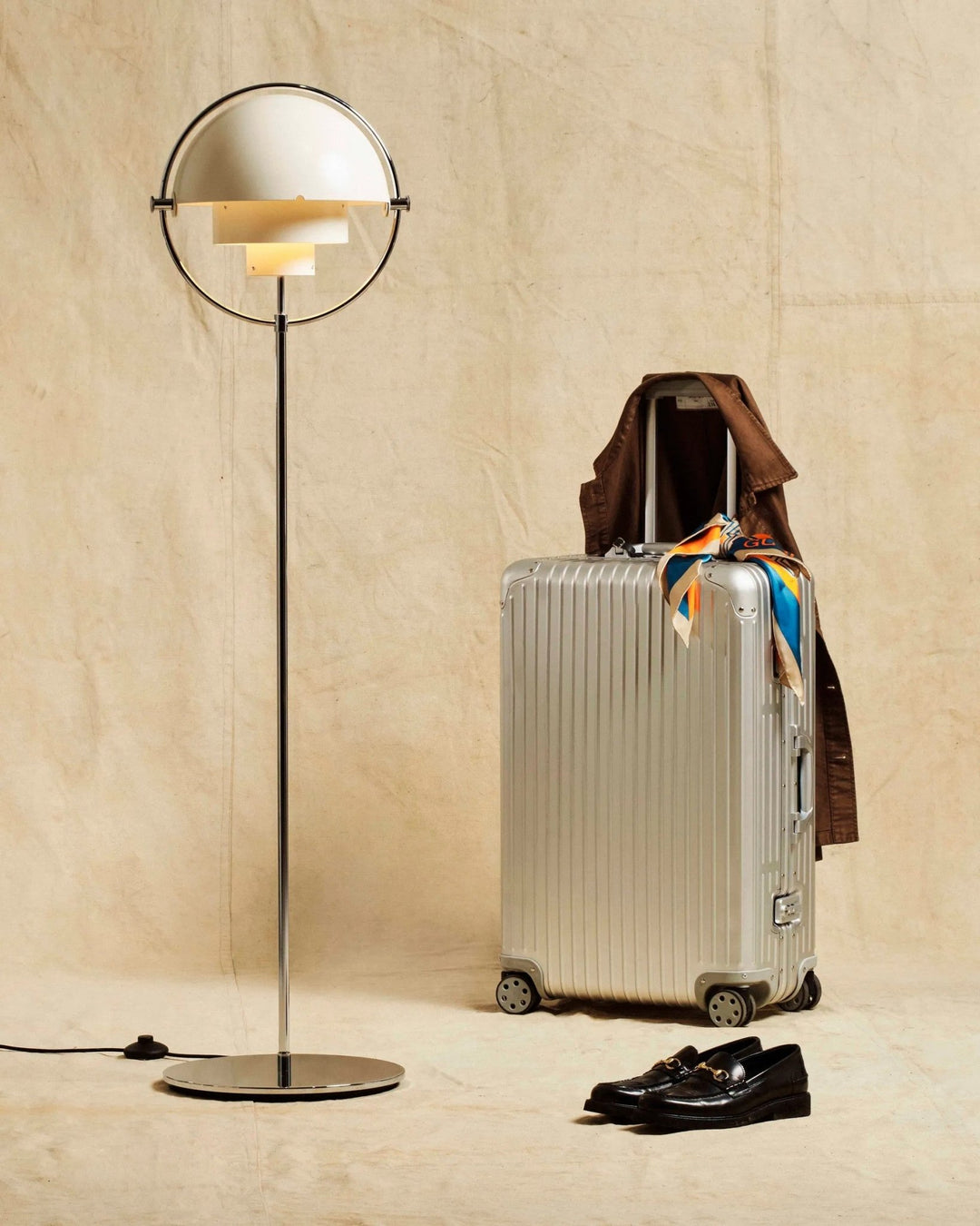 Deformed Ball Floor Lamp - Vakkerlight
