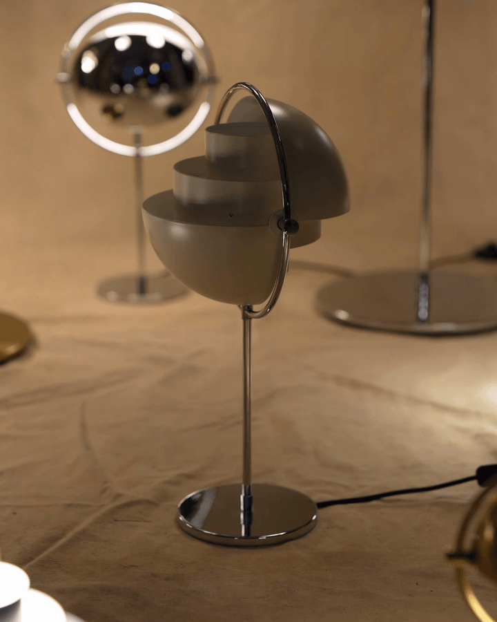Deformed Ball Table Lamp - Vakkerlight