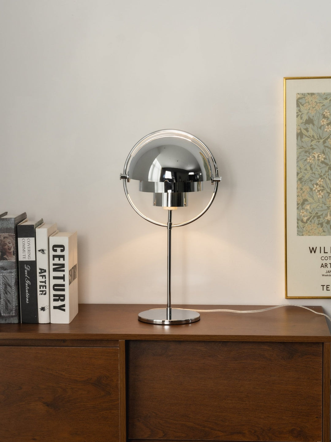 Deformed Ball Table Lamp - Vakkerlight