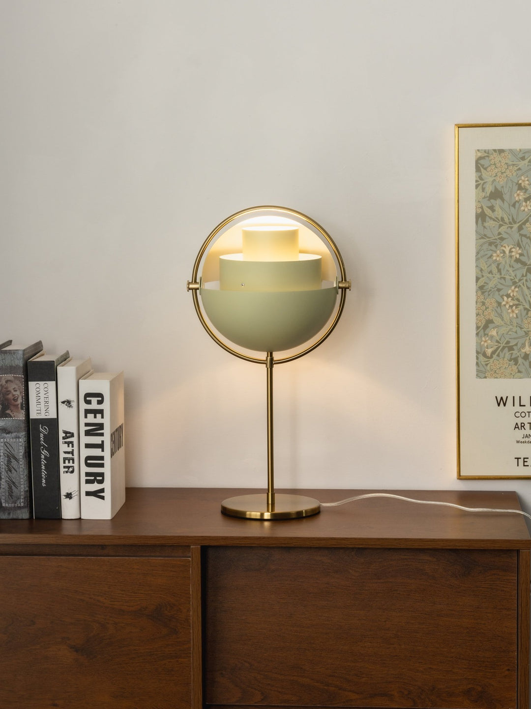 Deformed Ball Table Lamp - Vakkerlight