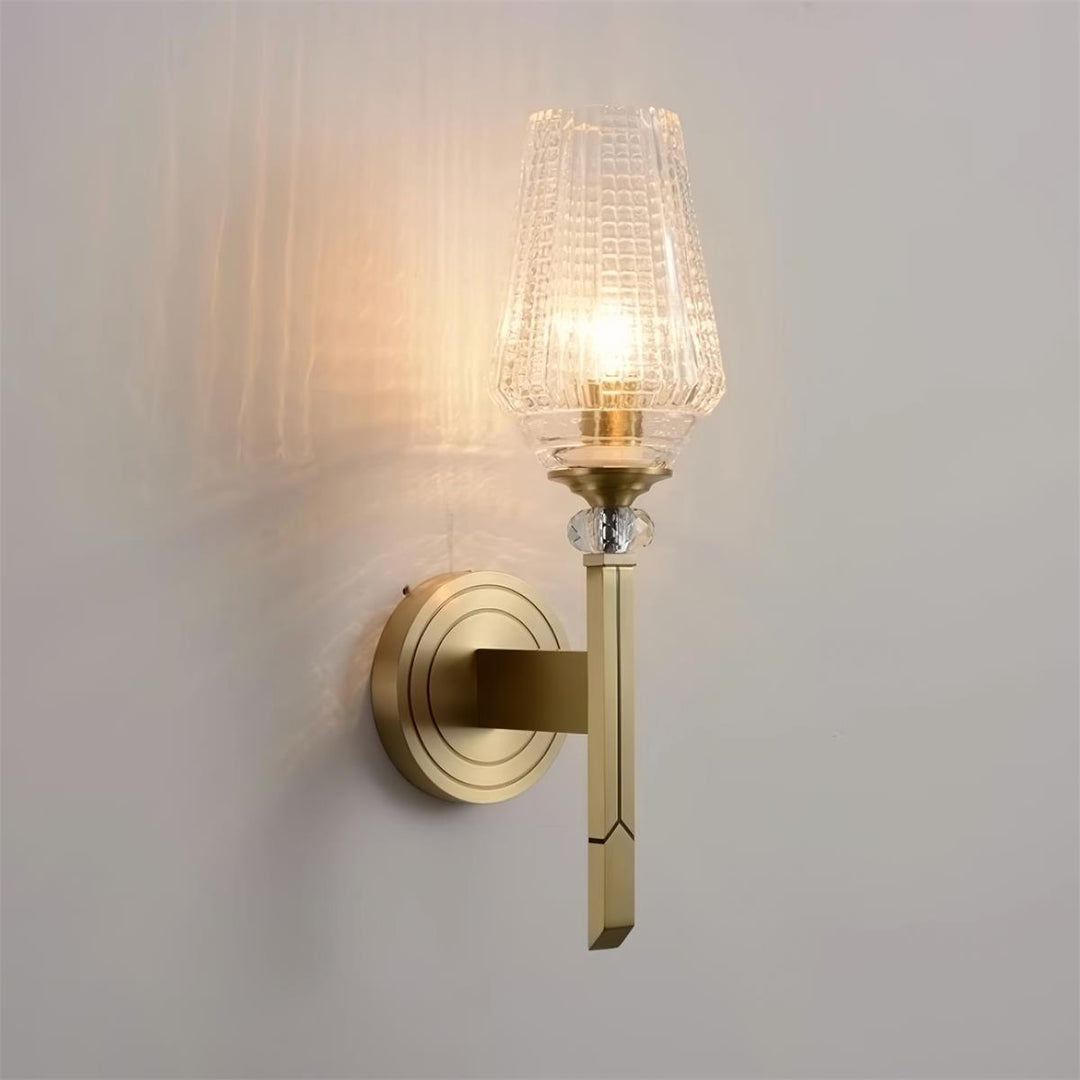 Devora Brass Wall Lamp - Vakkerlight