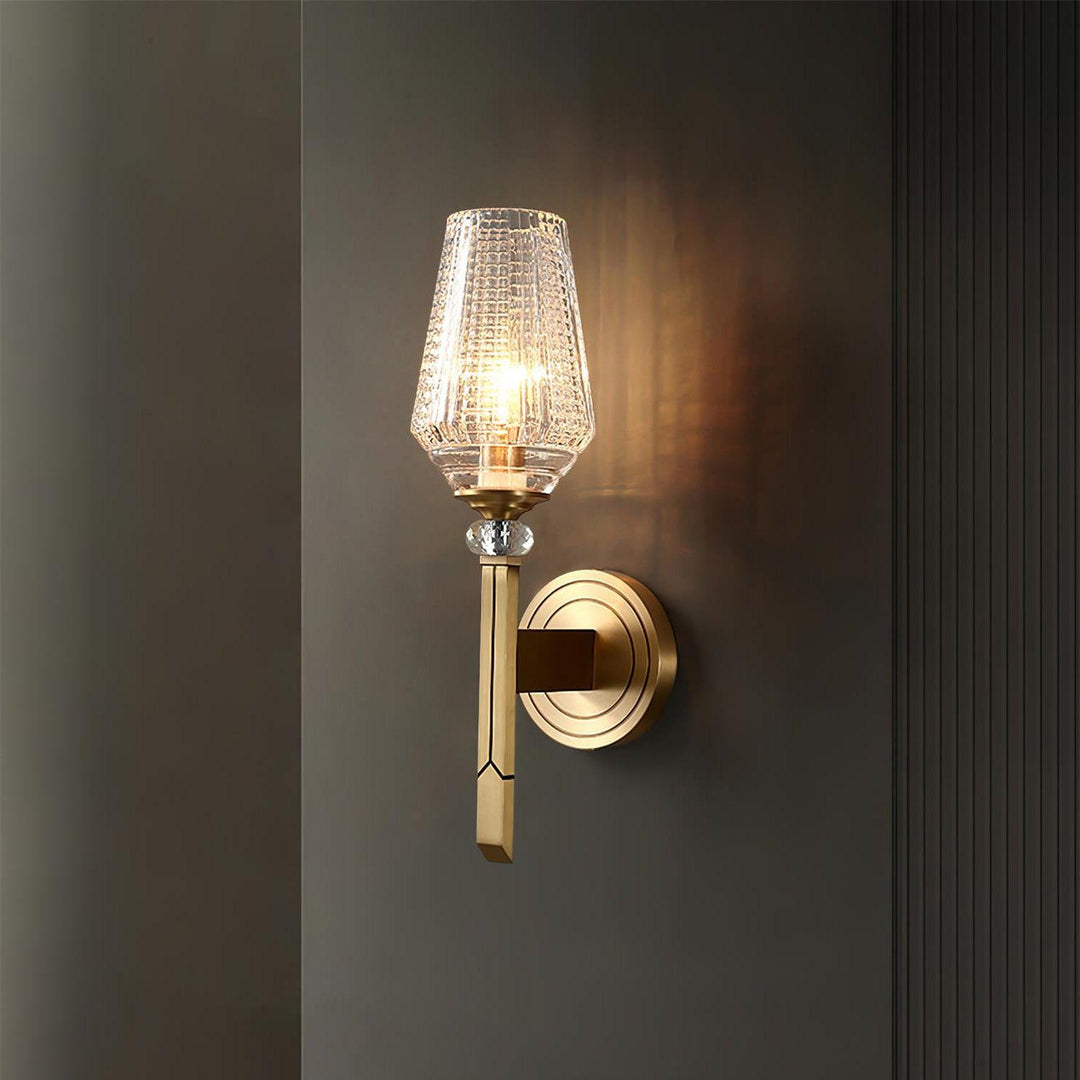 Devora Brass Wall Lamp - Vakkerlight