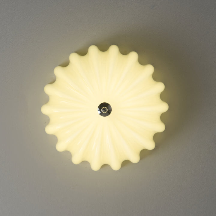 Dewdrop Shell Ceiling Light - Vakkerlight