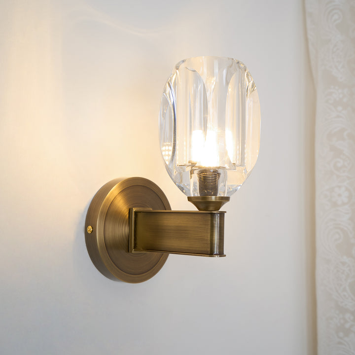 Diamond Crystal Sconce - Vakkerlight