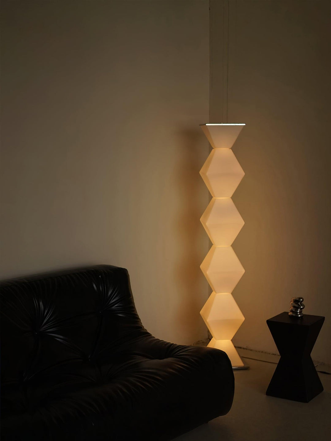 Dickson Floor Lamp - Vakkerlight