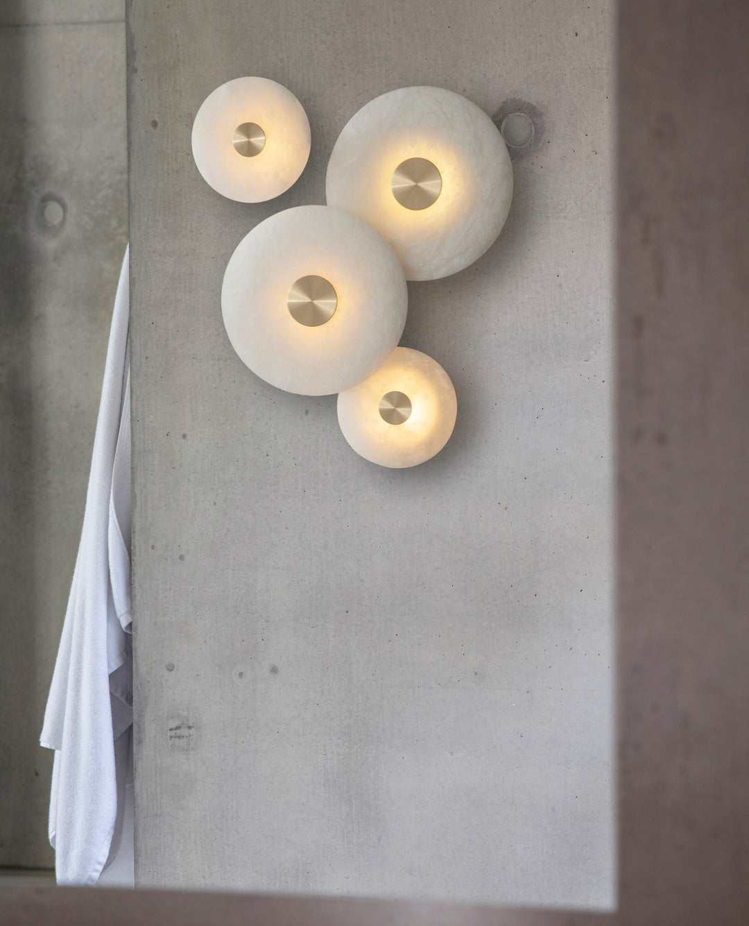 Disc Shaped Alabaster Wall Light - Vakkerlight