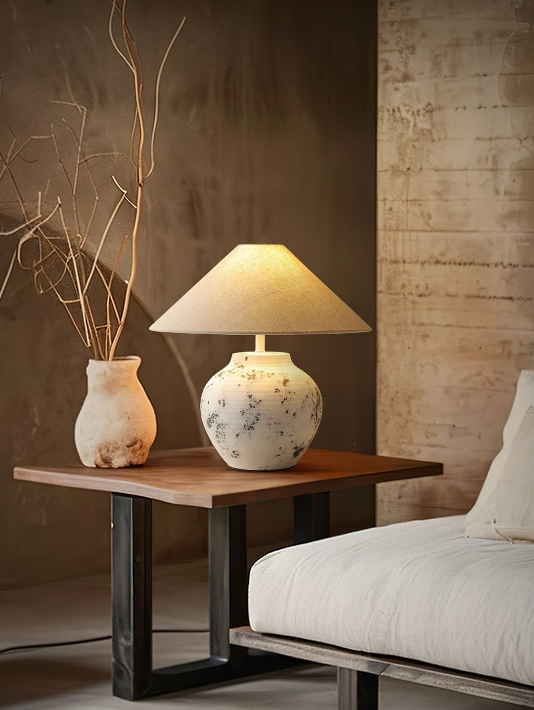 Distressed White Ceramic Table Lamp - Vakkerlight