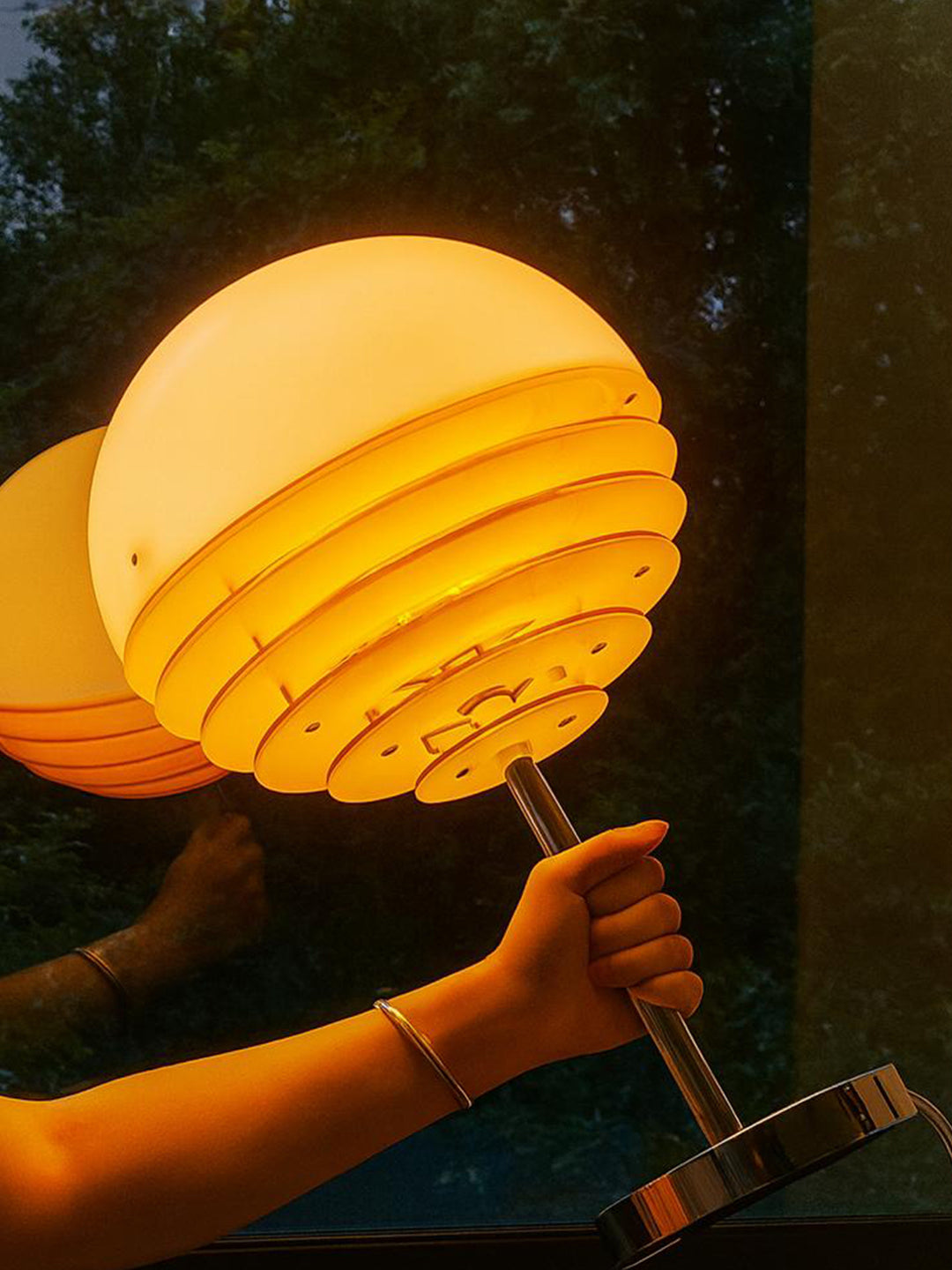 Dome Louver Table Lamp - Vakkerlight
