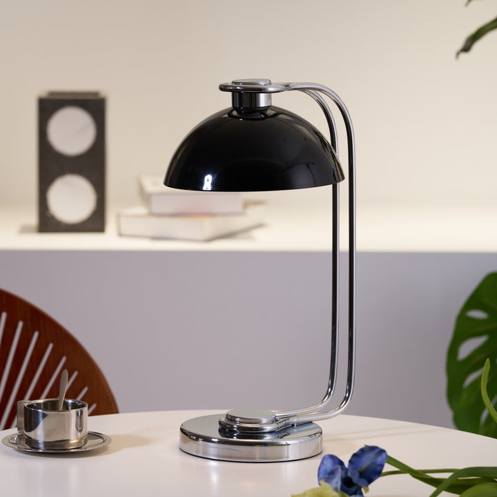 Domex Desk Lamp - Vakkerlight