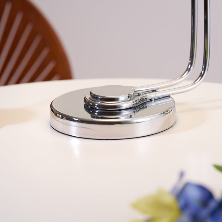 Domex Desk Lamp - Vakkerlight