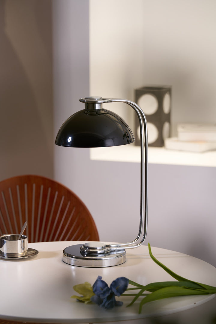 Domex Desk Lamp - Vakkerlight