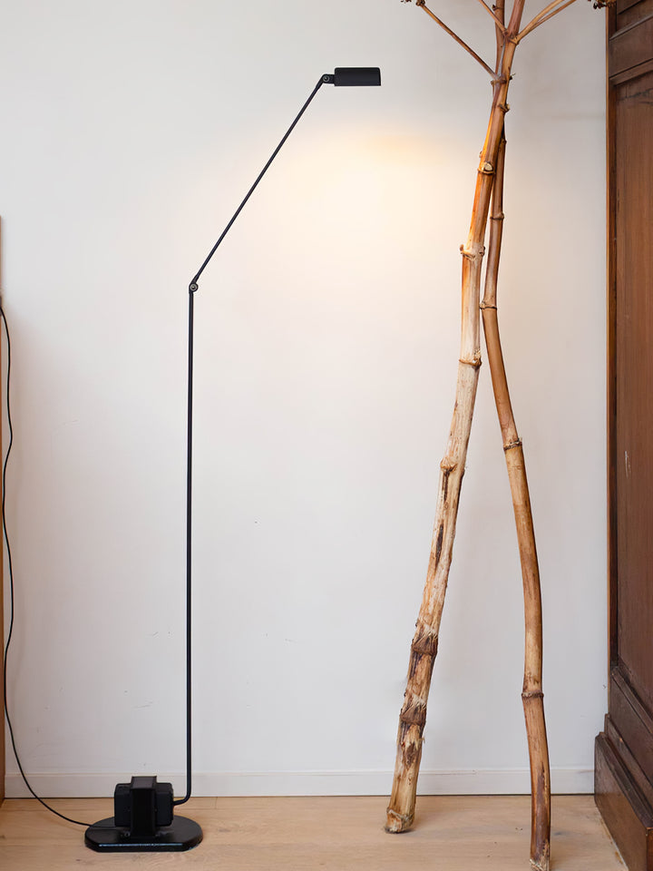 Dynamo Floor Lamp - Vakkerlight