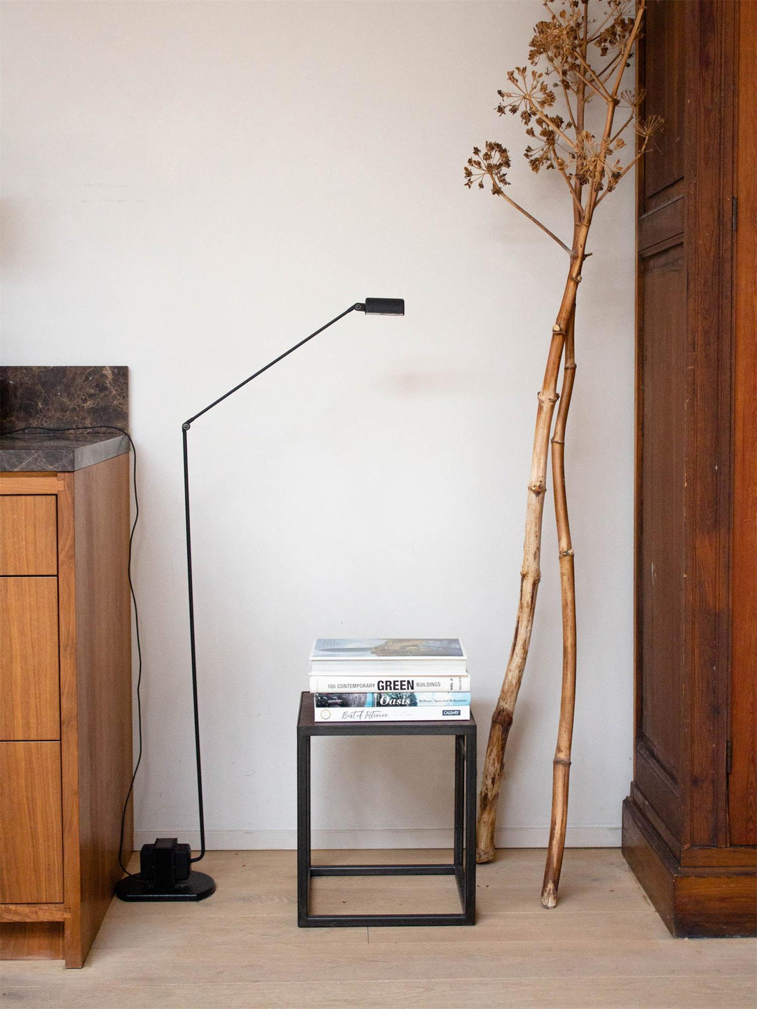 Dynamo Floor Lamp - Vakkerlight