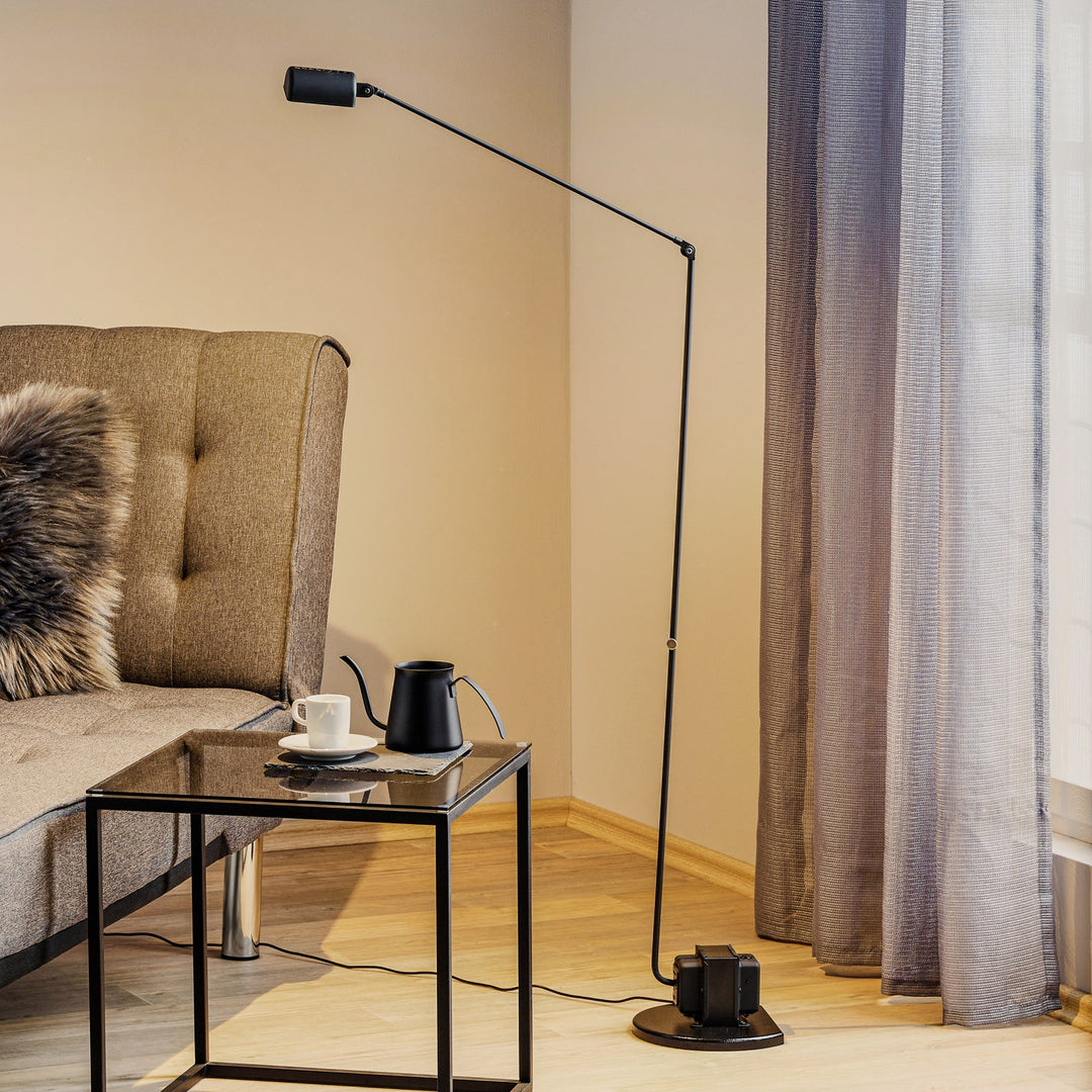 Dynamo Floor Lamp - Vakkerlight