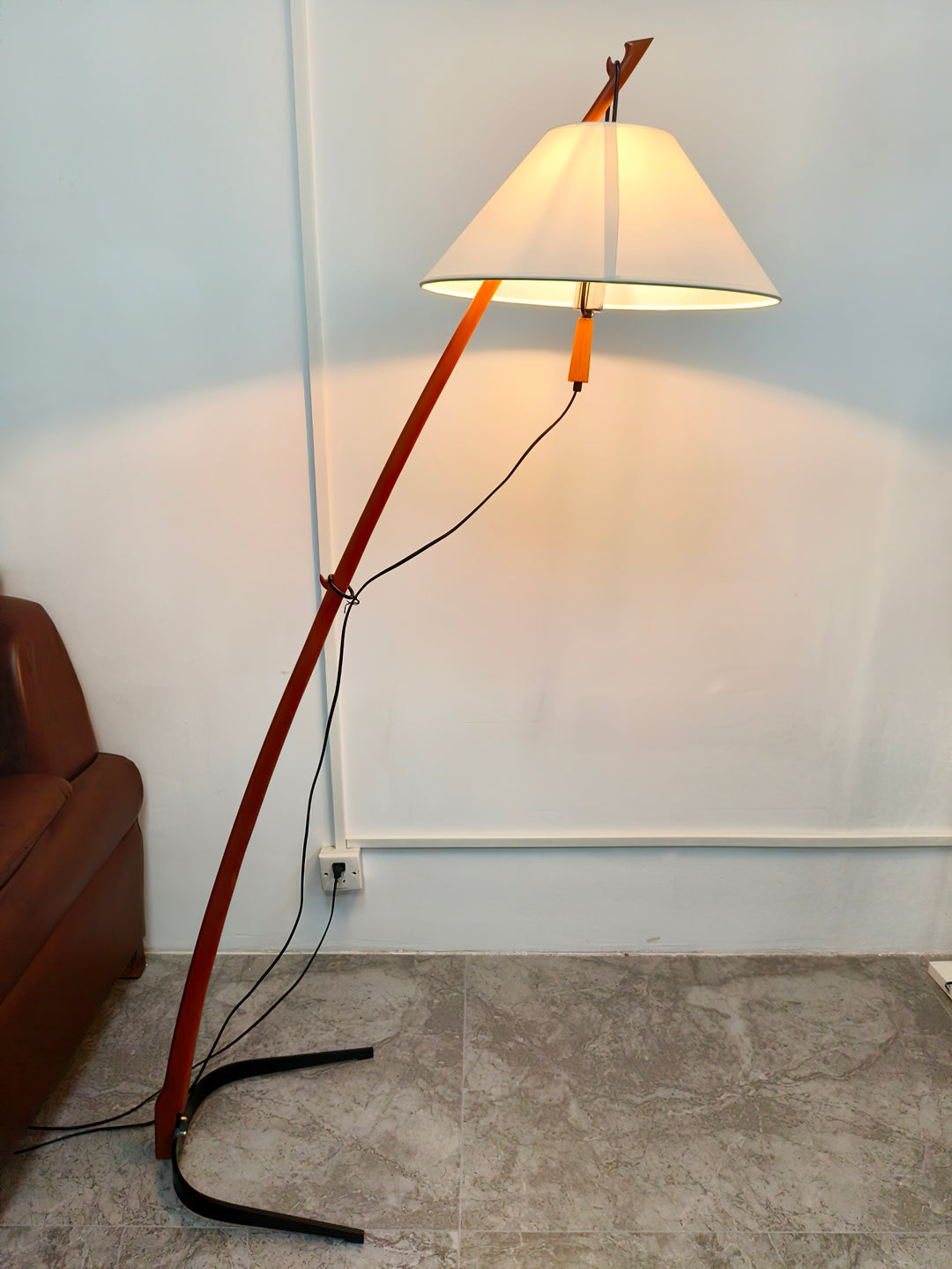 Dornstab Floor Lamp - Vakkerlight