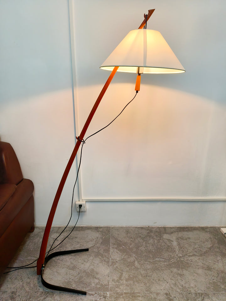 Dornstab Floor Lamp - Vakkerlight