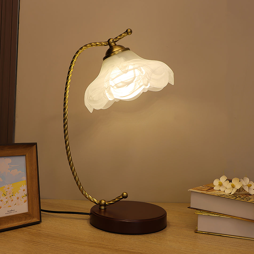 Dotty Table Lamp - Vakkerlight