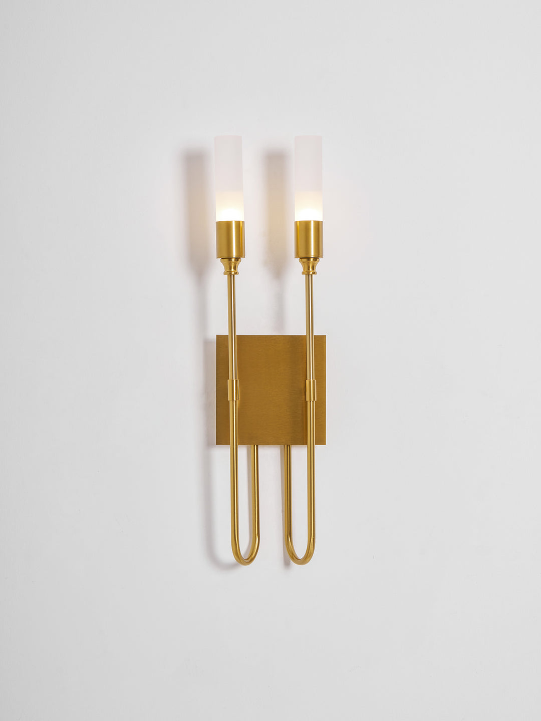 Double Arrow Wall Sconce - Vakkerlight
