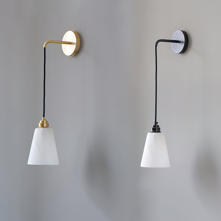 Droplet Alabaster Wandlampe