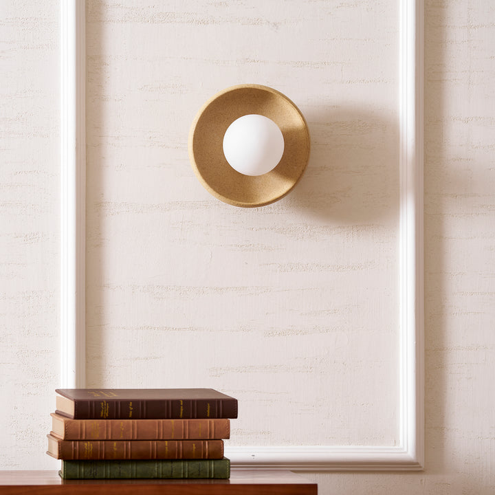 Dusk Round Wall Light