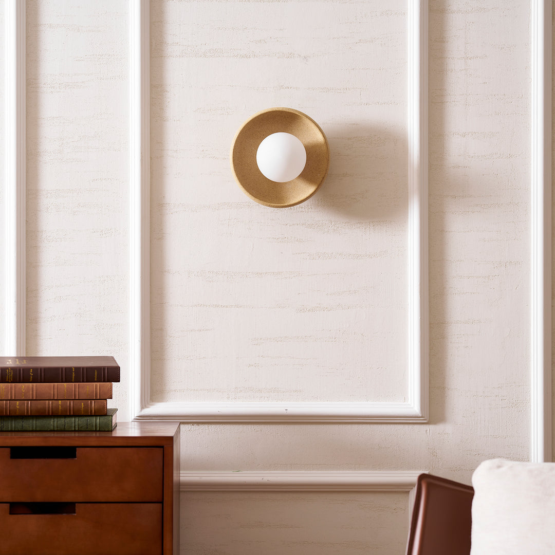 Dusk Round Wall Light