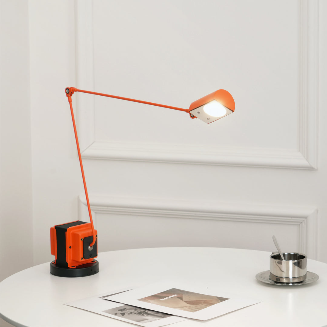 Dynamo Table Lamp