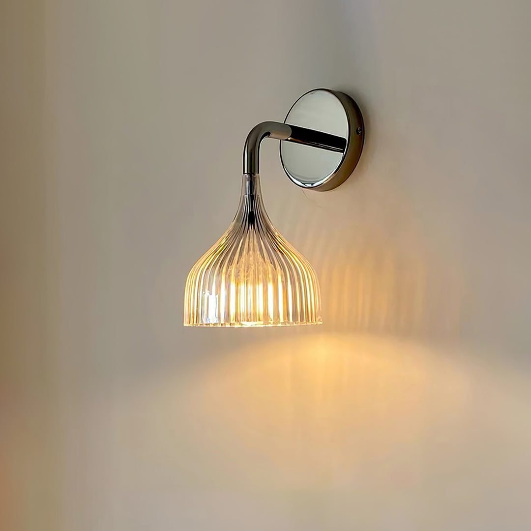 E Wall Lamp