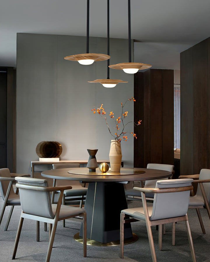 Horizon Eaves Pendant Lamp - Vakkerlight