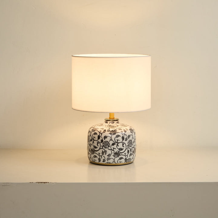 Ebony Vine Ceramic Table Lamp - Vakkerlight