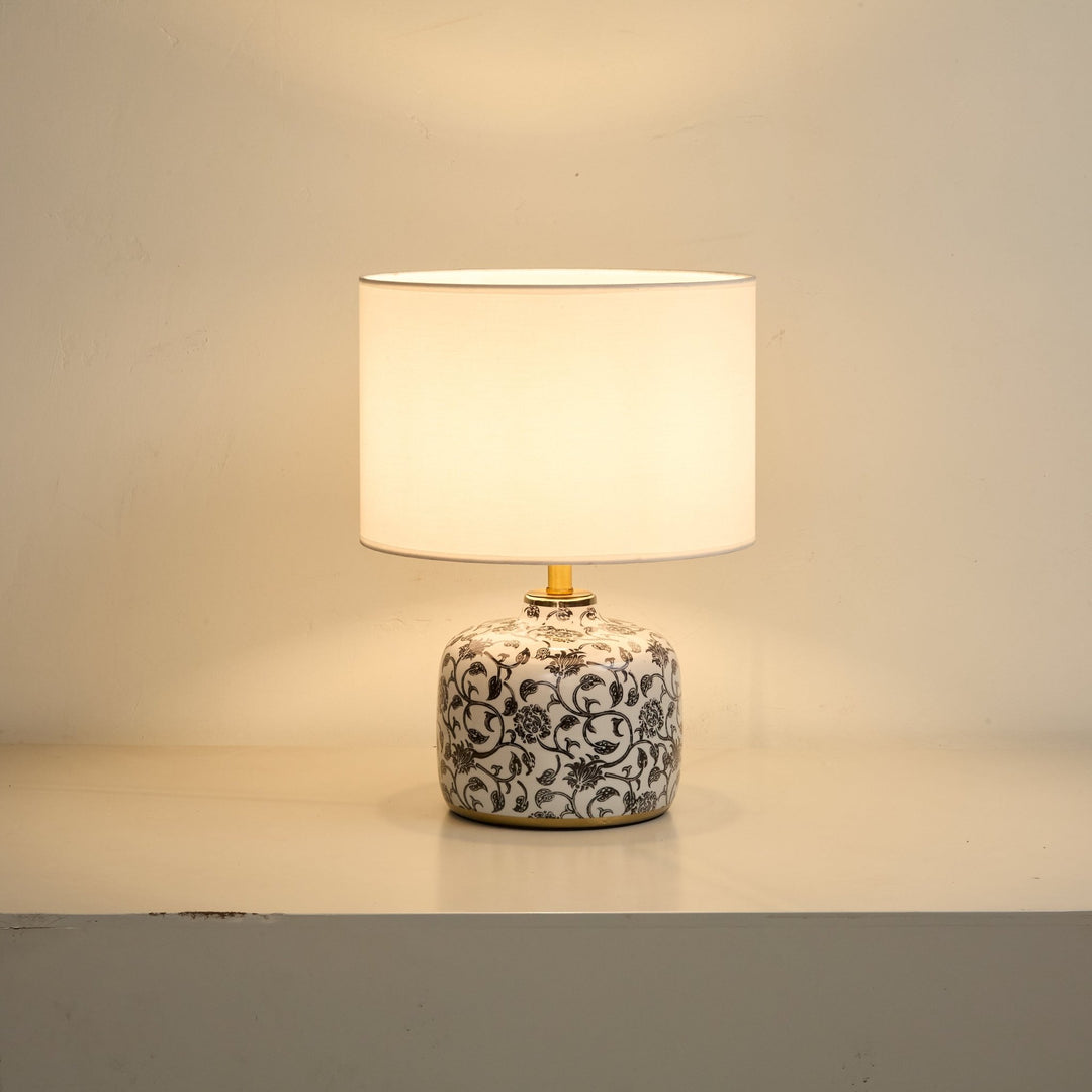 Ebony Vine Ceramic Table Lamp - Vakkerlight