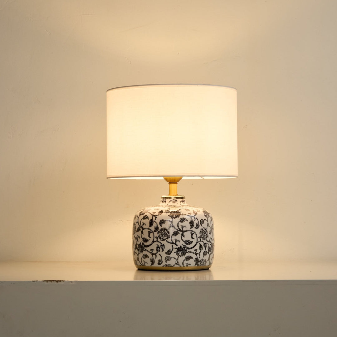 Ebony Vine Ceramic Table Lamp - Vakkerlight