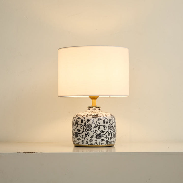 Ebony Vine Ceramic Table Lamp - Vakkerlight