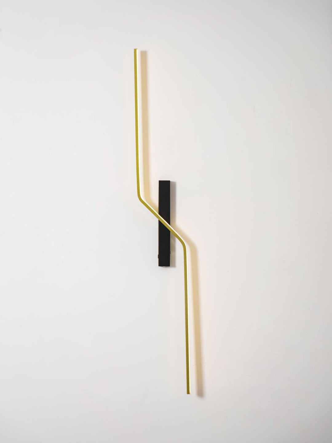 Echelon Rechargeable Wall Light - Vakkerlight