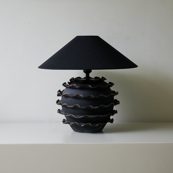 Eclipse Ruffle Table Lamp - Vakkerlight