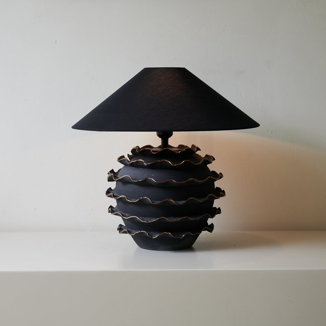 Eclipse Ruffle Table Lamp - Vakkerlight