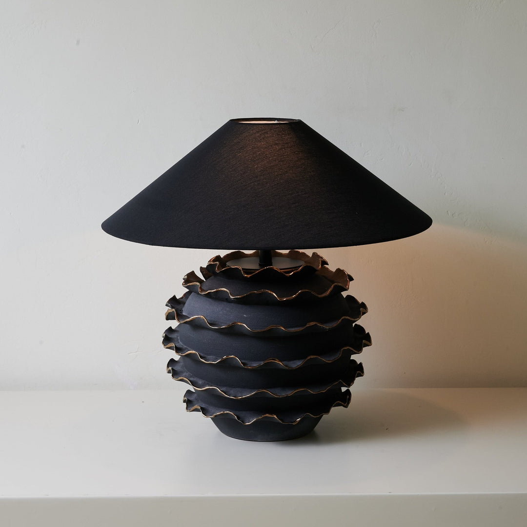 Eclipse Ruffle Table Lamp - Vakkerlight
