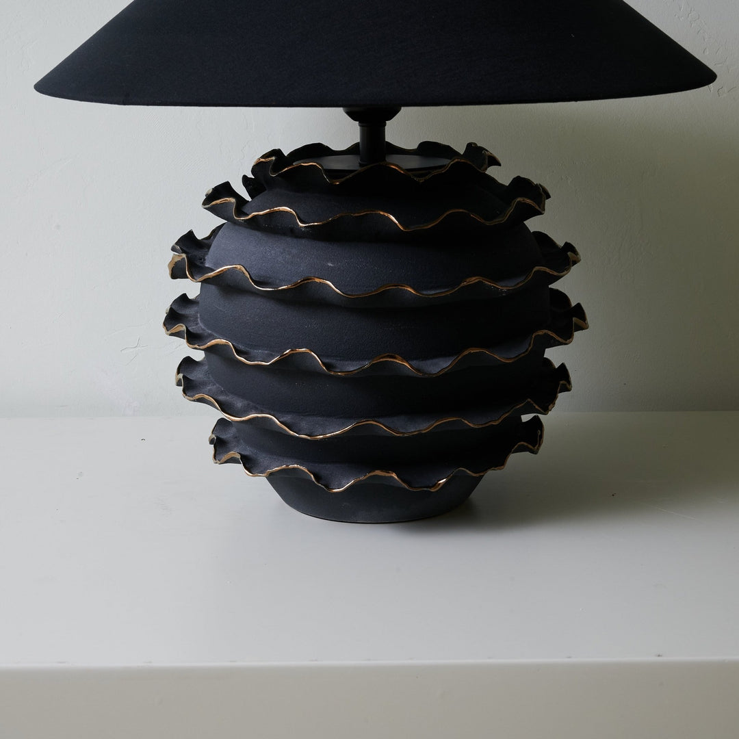 Eclipse Ruffle Table Lamp - Vakkerlight