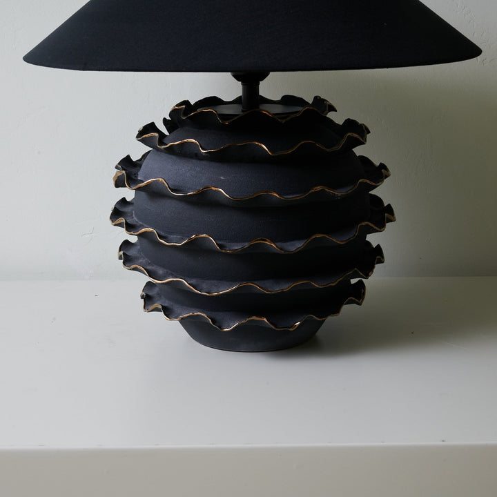 Eclipse Ruffle Table Lamp - Vakkerlight