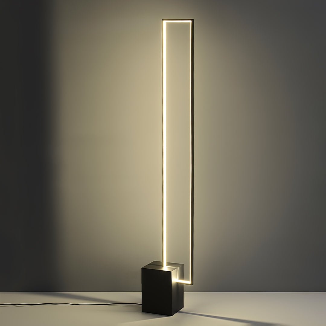 Edge Floor Lamp - Vakkerlight