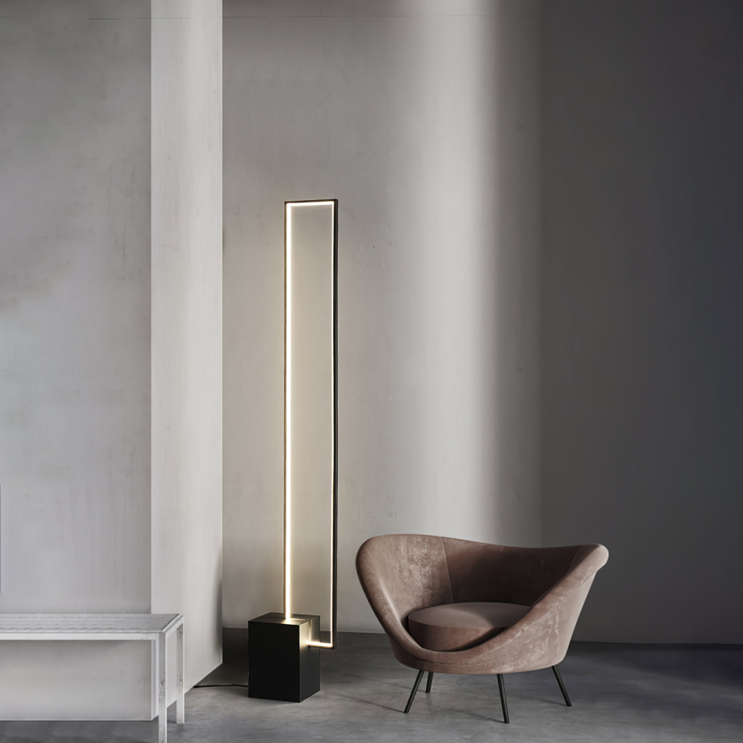 Edge Floor Lamp - Vakkerlight