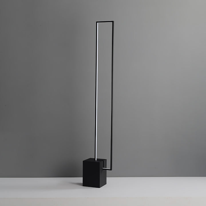 Edge Floor Lamp - Vakkerlight