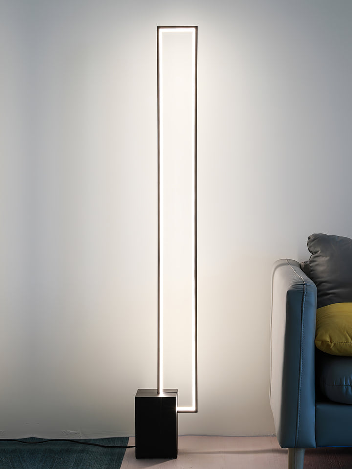 Edge Floor Lamp - Vakkerlight