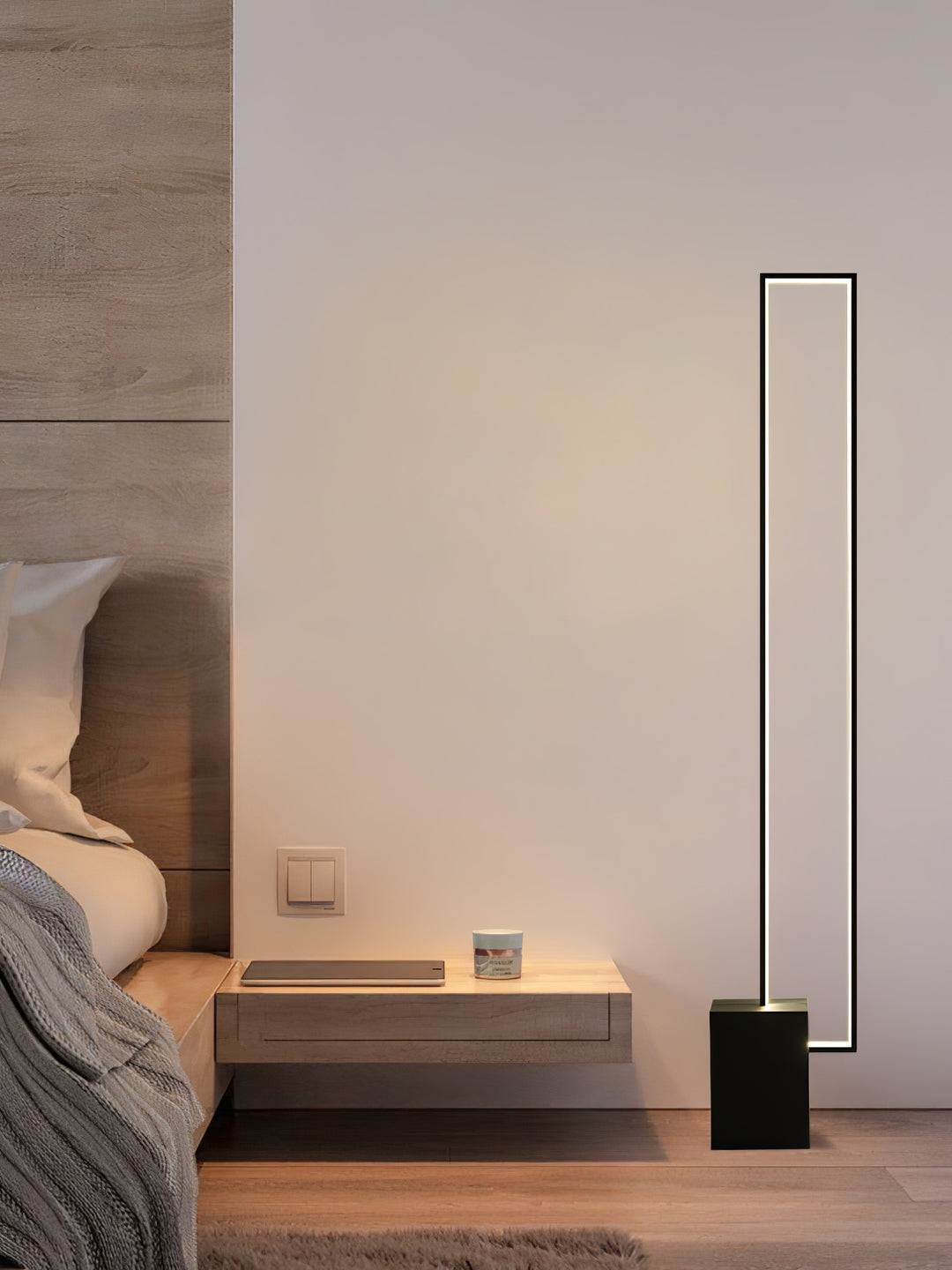 Edge Floor Lamp - Vakkerlight