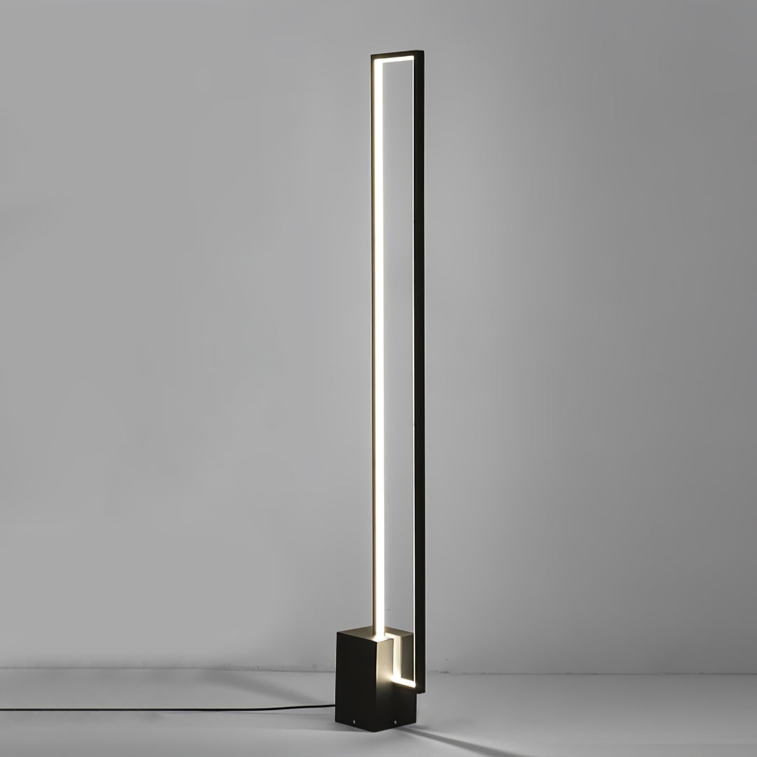 Edge Floor Lamp - Vakkerlight