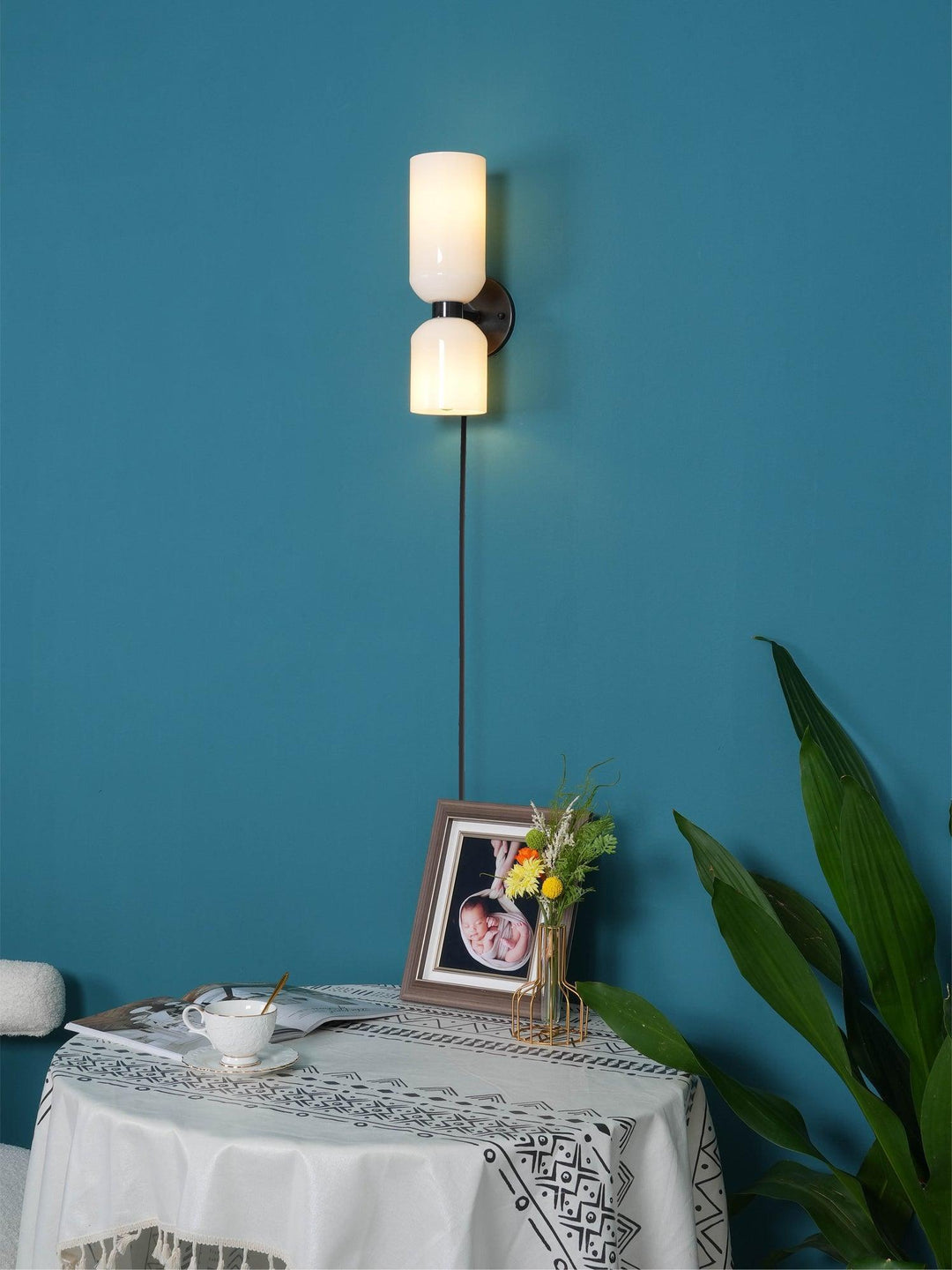 Edie Plug-In Wall Lamp - Vakkerlight