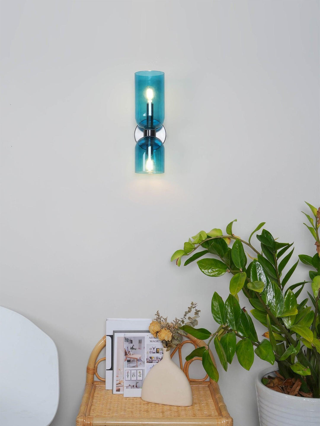 Edie Plug-In Wall Lamp - Vakkerlight