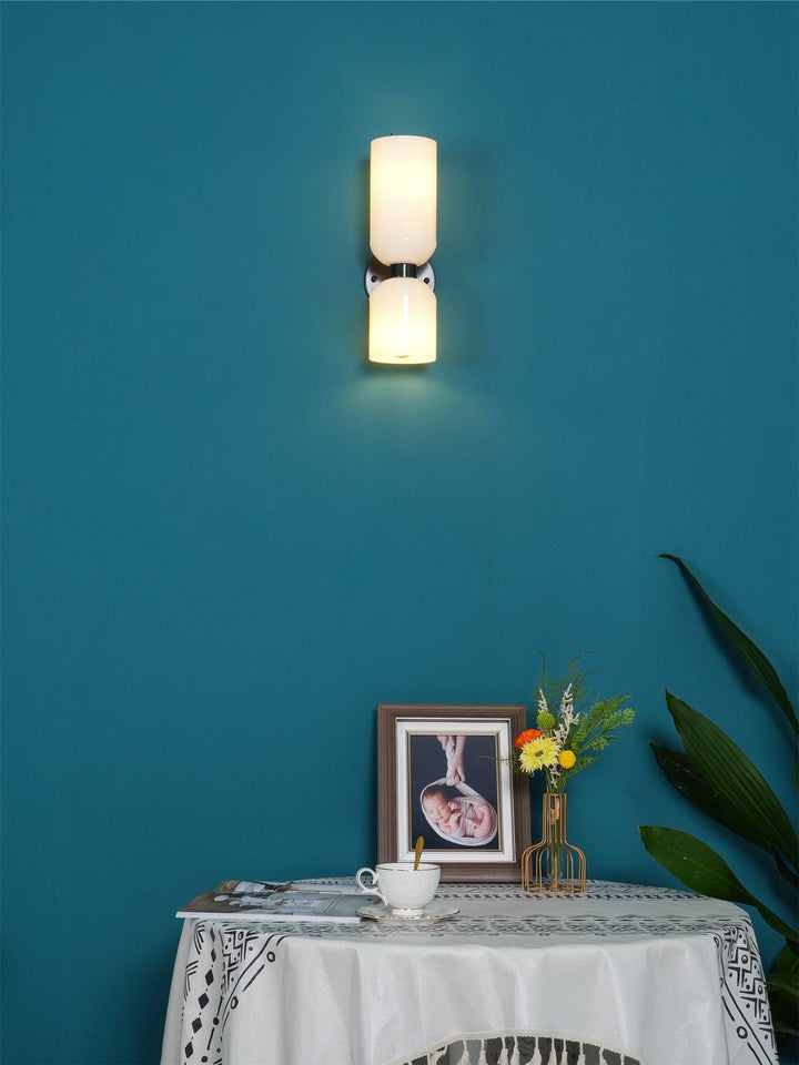 Edie Plug-In Wall Lamp - Vakkerlight